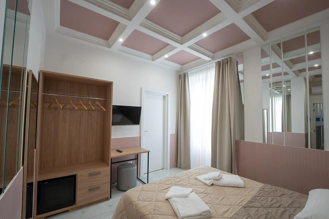 Pensionat Medina H. Napoli Centro, By Clapa Group Hotell