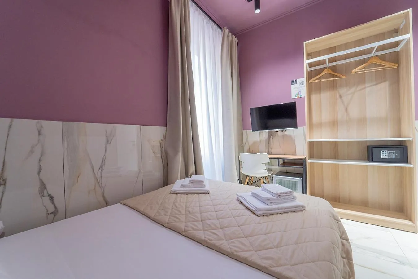 Guest house Medina H. Napoli Centro, By Clapa Group Hotel